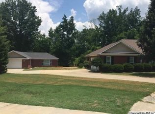 106 Bridle Ridge Dr, Gurley, AL 35748