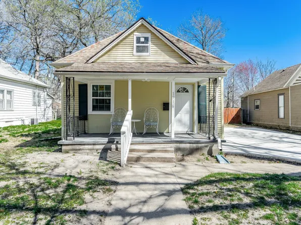 1216 N Forest Ave, Wichita, KS 67203