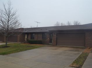 920 Winter Park Dr #920, New Lenox, IL