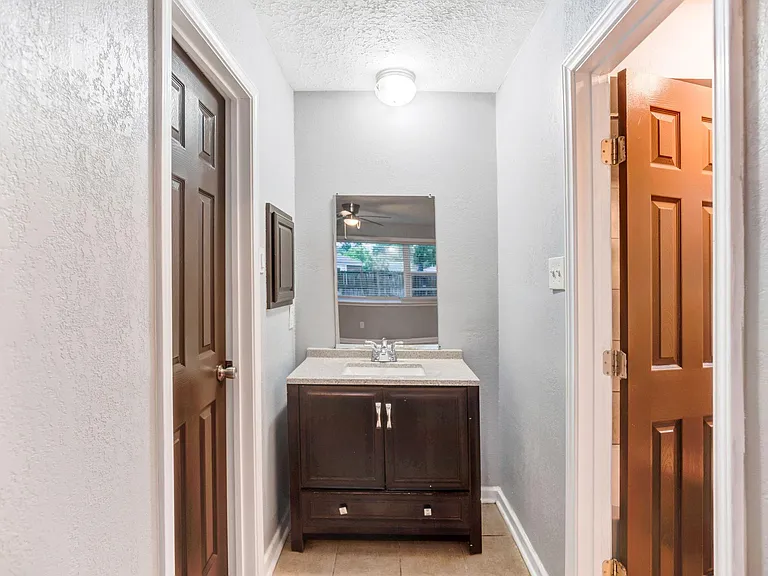 11511 Grapewood Ct — Photo 19