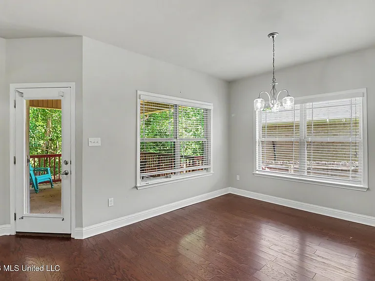 789 Bay Breeze Dr — Photo 6
