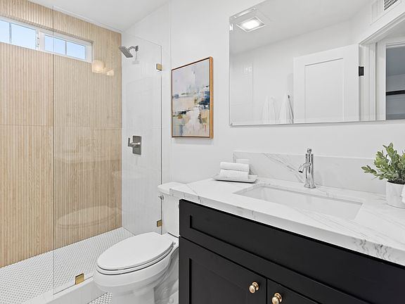 2nd image of 3531 Florida St APT 2