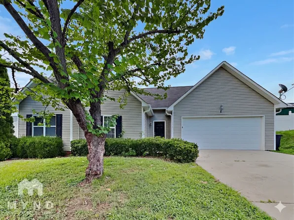 950 Ashland Ave, Statesville, NC 28677