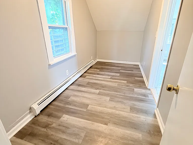 95 Alexander St #3 — Photo 6