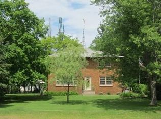 197 E Pioneer Rd, Fond Du Lac, WI