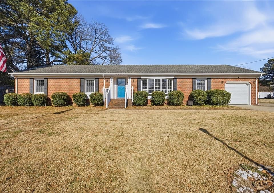 1st image of 102 Ben Hogan Dr