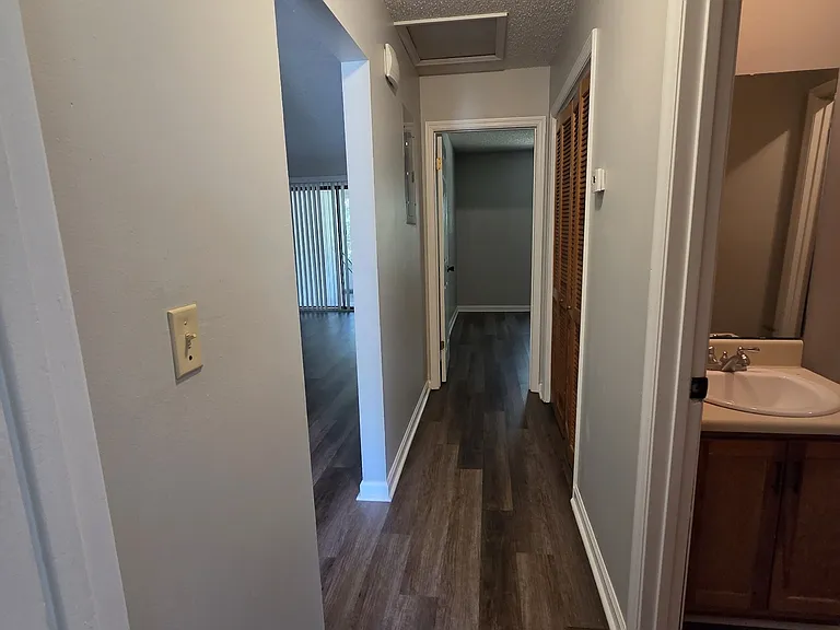 425 Admirals Walk Dr — Photo 21