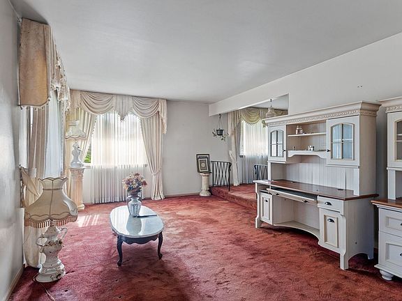 5th image of 8028 Natchez Ave