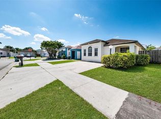 13910 SW 160th Ter, Miami, FL 33177