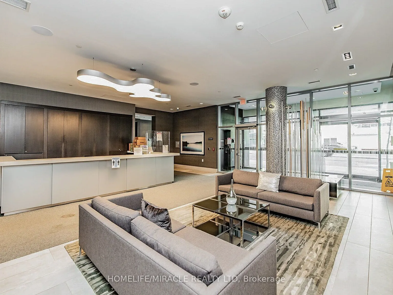 2 bed, $2,400 — Photo 4