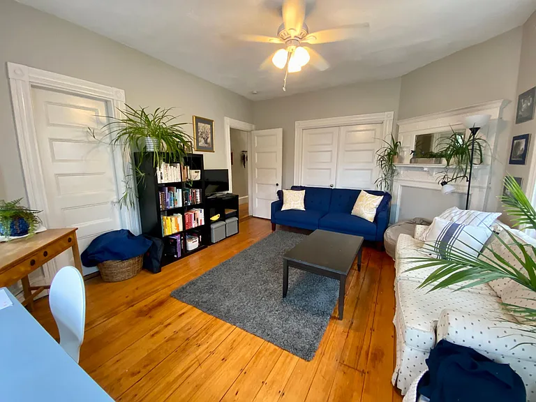 27 Hurd Rd #6 — Photo 2