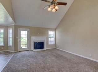 408 Athena Dr, Clarksville, TN 37042
