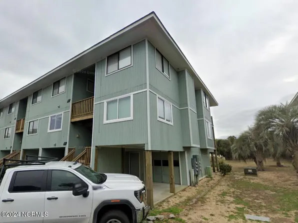 15 Ocean Court, Caswell Beach, NC 28465