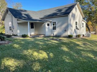 6210 Grove St, Lula, GA 30554