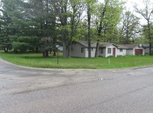 4130 Montmorency St, Lewiston, MI 49756