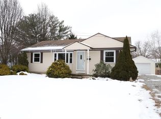 2302 Triplett Blvd, Akron, OH 44312