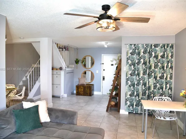 7561 NW 16th St APT 2303, Plantation, FL 33313