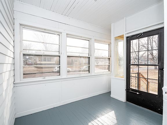 4th image of 1101 E Willcox Ave