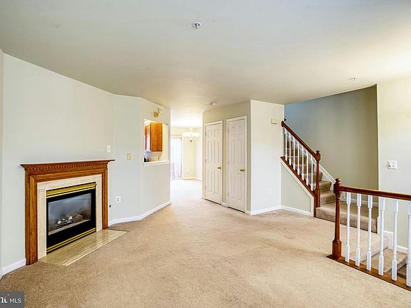 5th image of 10521 Catalina Pl