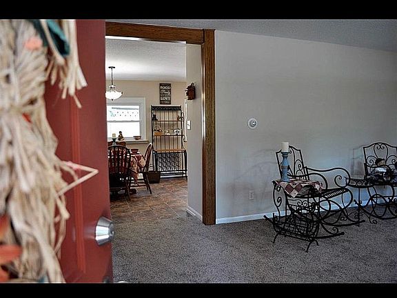 4th image of 4107 Vance Ave