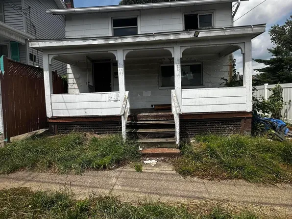 422 4th Ave, Scranton, PA 18505