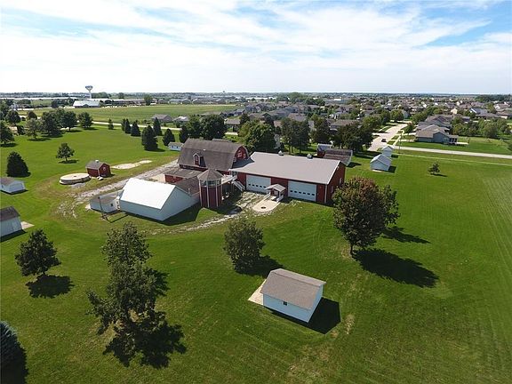 3rd image of 1570 Scales Bend Dr