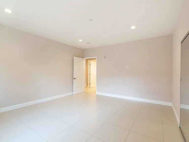 1941 Waltonia Dr #203 — Photo 12