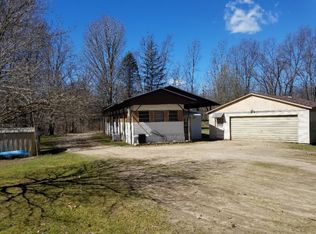 1809 W Pifer Rd, Delton, MI 49046