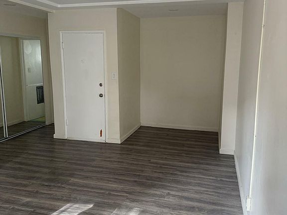2nd image of 637 S Cloverdale Ave #1