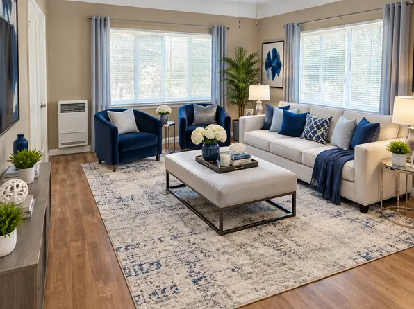 Lb2390 (Rubs) (Imp.), 2390 Cedar Ave APT 207, Long Beach, CA 90806
