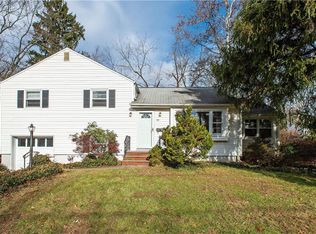 199 Norris Ave, Metuchen, NJ