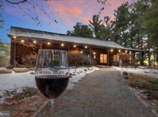 43301 Spinks Ferry Rd, Leesburg, VA 20176