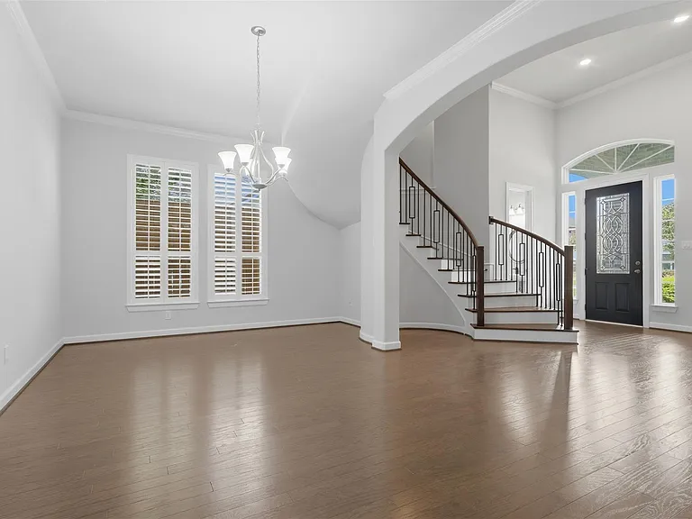 1303 Gardenia Dr — Photo 3