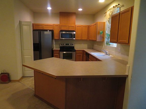 2nd image of 2065 Bobs Hollow Ln Unit B