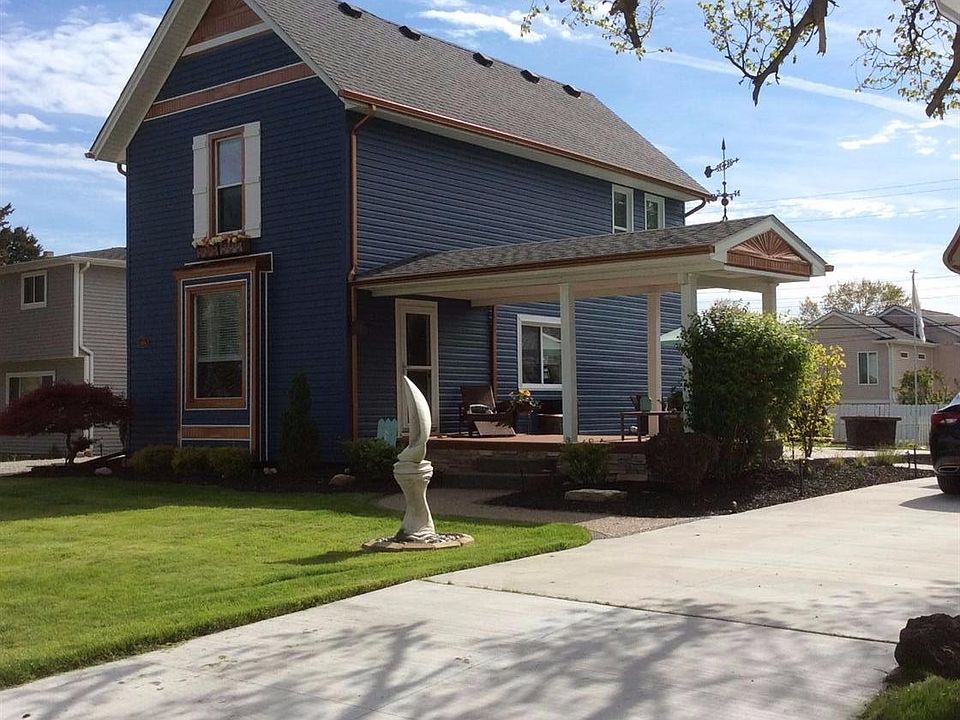 1st image of 29236 Adams Dr