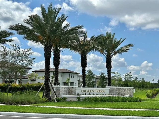 12220 SW 44th Ct — Photo 19