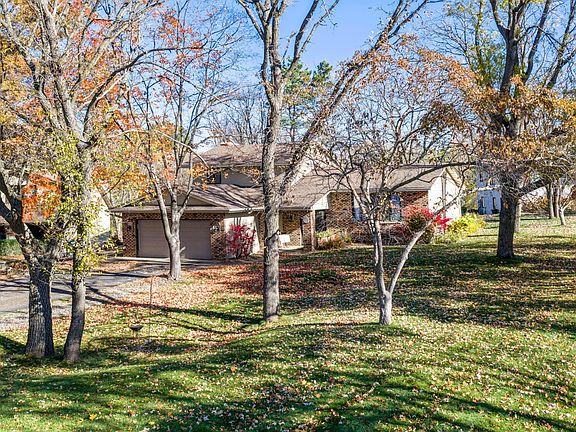 2nd image of 11711 Evergreen Cir NW