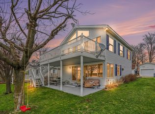 828 N Werners Landing Dr, Bronson, MI 49028