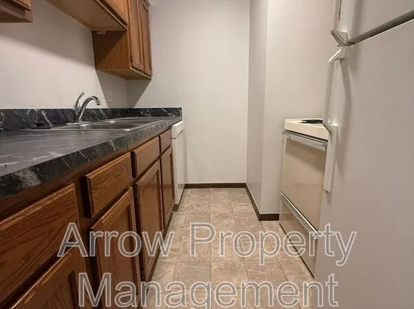1421 D St, Lincoln, NE