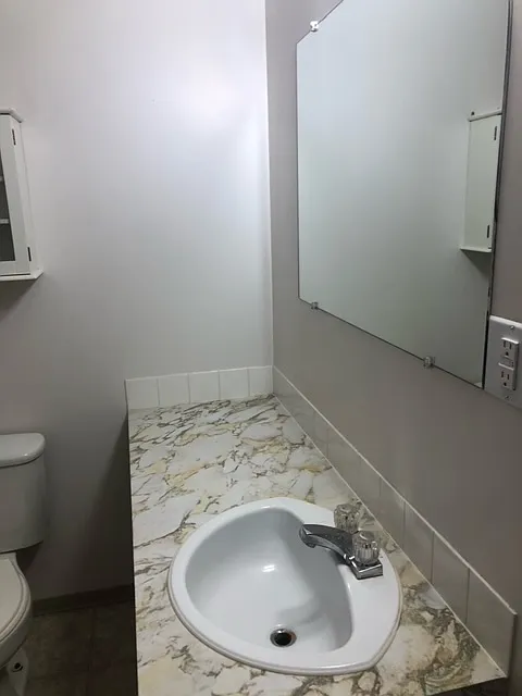 2 bed, $1,400 — Photo 3
