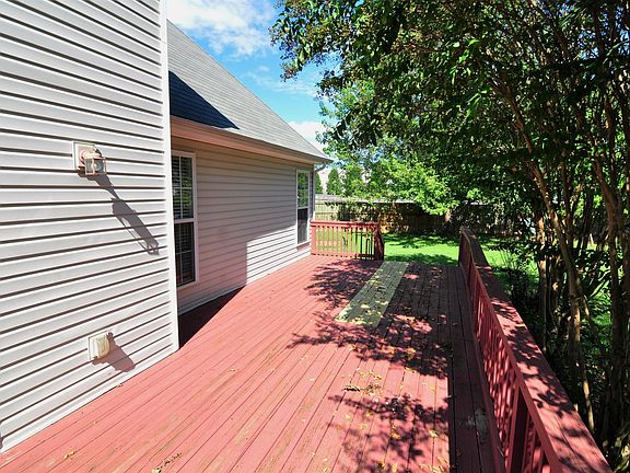 2nd image of 786 Stella Ct