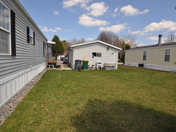 4th image of 172 Twin Lakes Dr