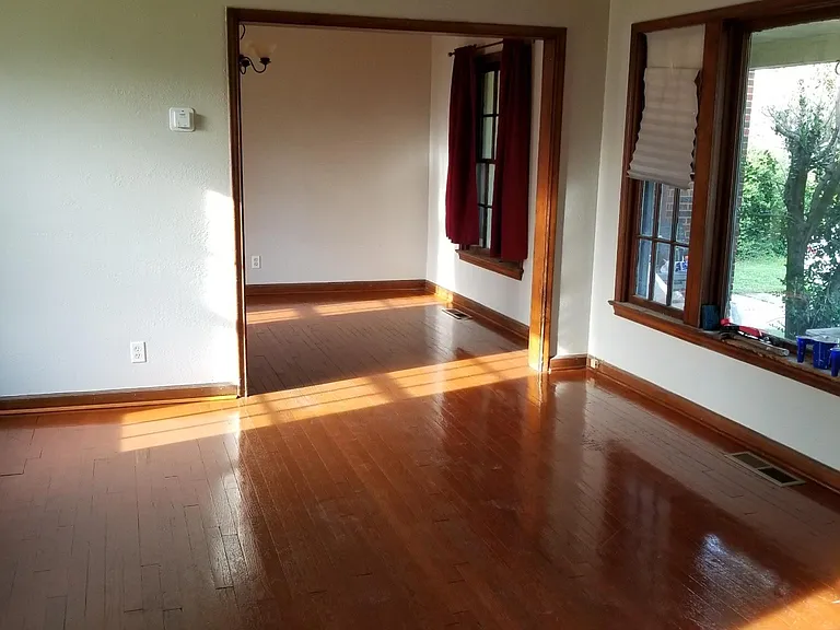 3230 S Joplin Ave — Photo 2
