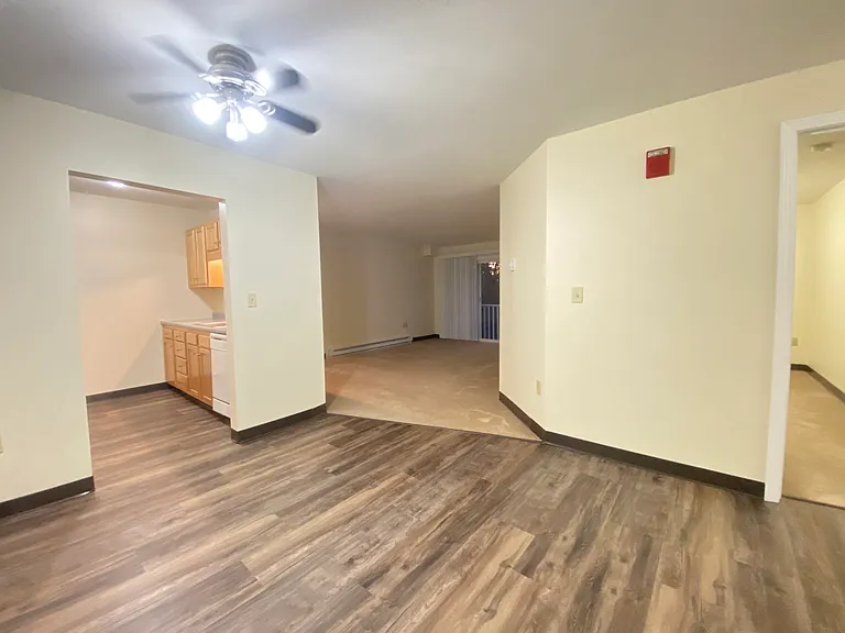 Sunset Ridge Apartments — Photo 47