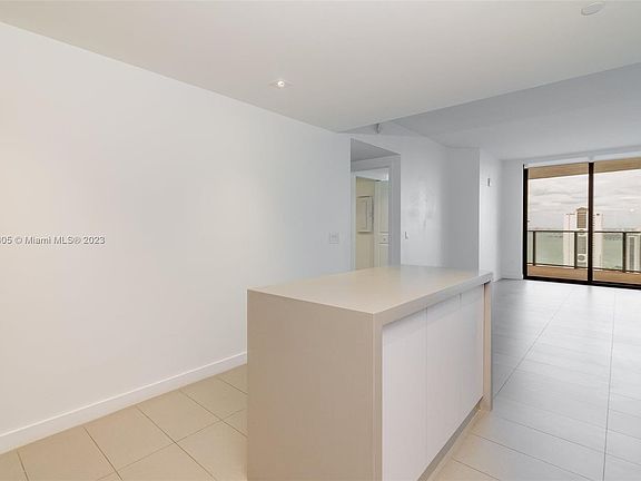 4th image of 1600 NE 1st Ave #2501