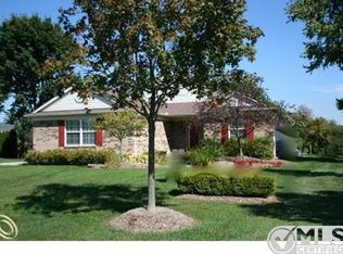 4922 Spring Meadow Dr, Clarkston, MI 48348