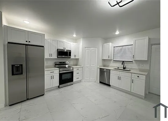 1775 Glenway Ct — Photo 20