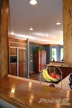 Bar Area toward Kitchen