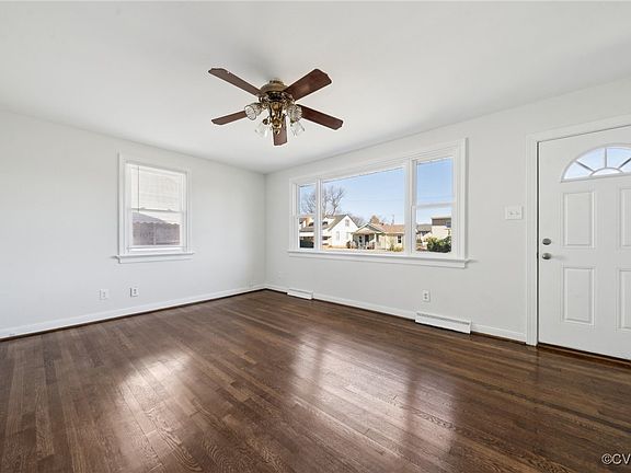 3rd image of 2520 Northumberland Ave