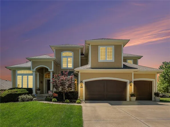 15720 Eby St, Overland Park, KS 66221